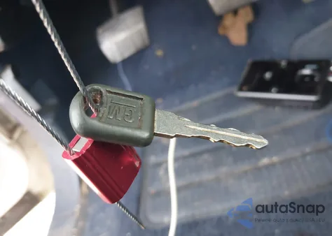 1995 Chevrolet Silverado z USA, uszkodzony, nr VIN 1GCED142452136335